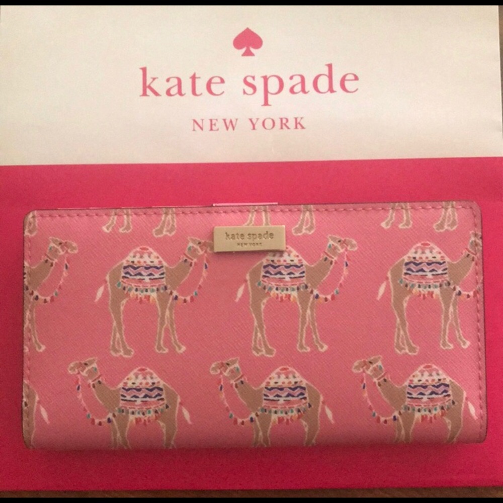 Kate Spade Camel Party Multi Wallet ♠️💖